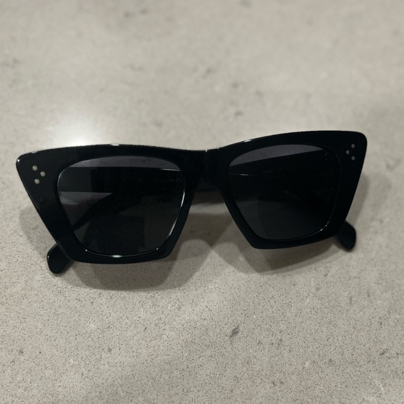 Celine Acetate Butterfly Sunglasses - Picture 7 of 7